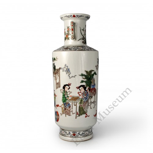 1502 A Fengcai vase painted with noble women of "four gifts"